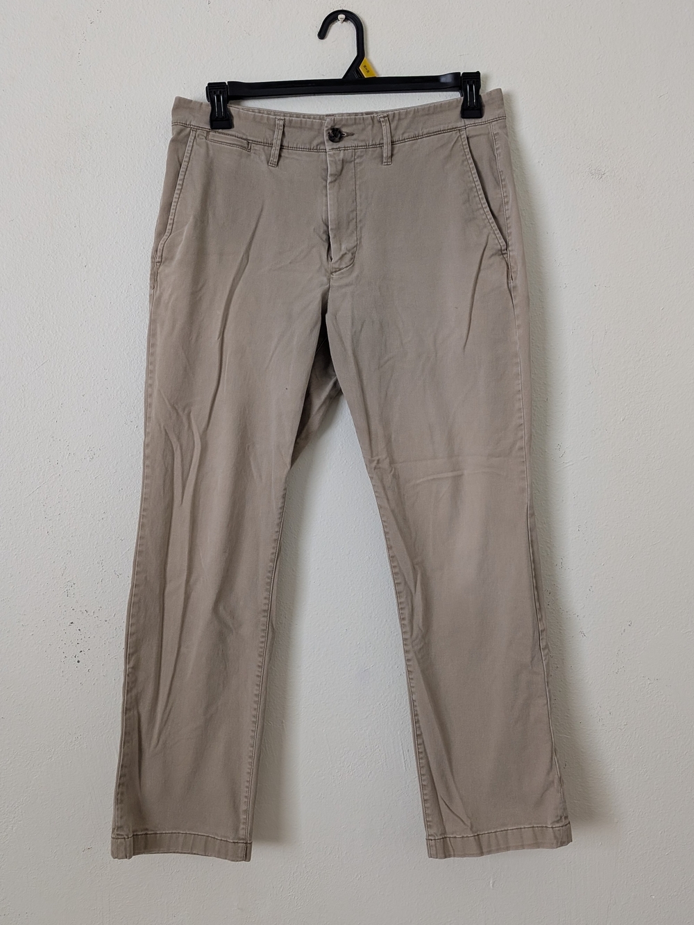 Goodfellow & Co Men's Khakis Hennepin Straight, 33 Waist